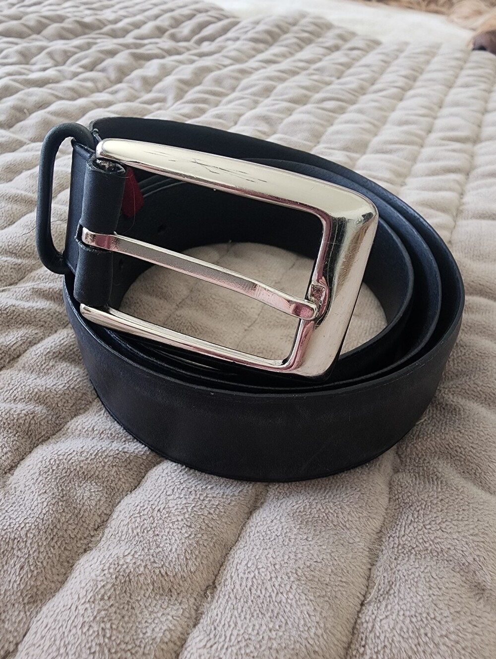 Cole Haan Black Leather Belt Silver Buckle Men Size 44 Crafted in Canada - Picture 11 of 13